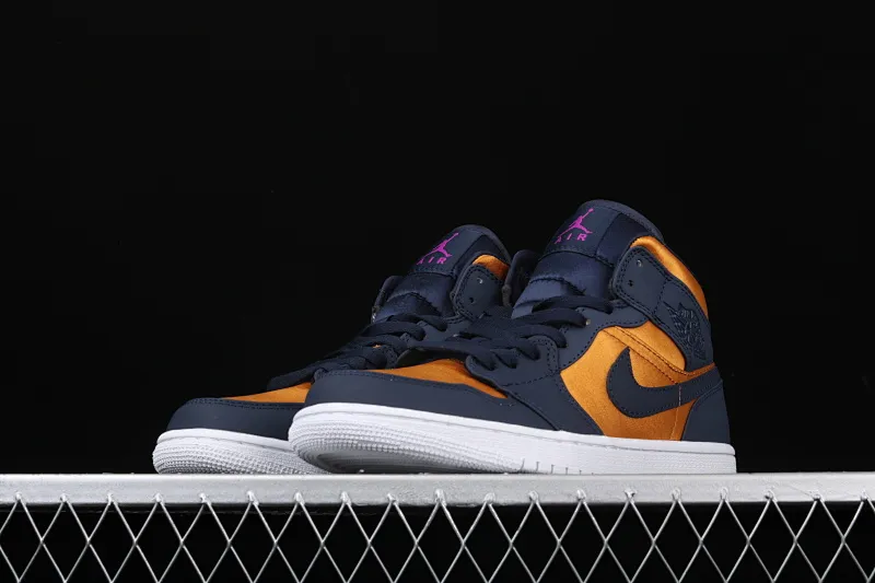 All categories Air Jordan Jordan series basketball shoes Air Jordan 1 Mid Air Jordan 1 Mid AJ1 Joe 1 blue gold silk basketball shoes 852542-401